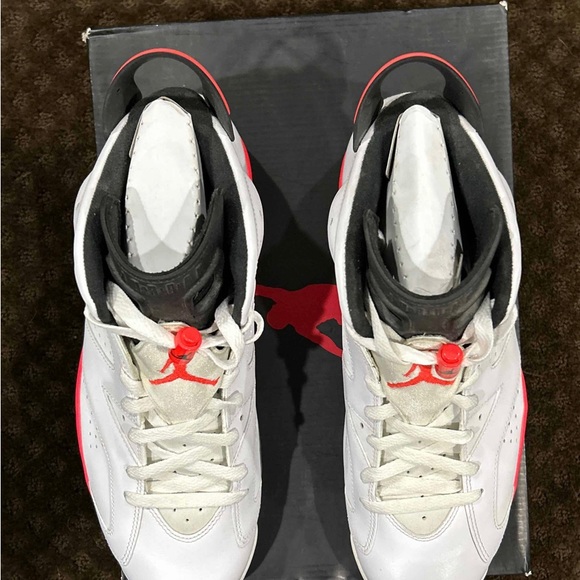Retro Air Jordan 6 White Infared 2014 size 12 great condition box is damaged - Picture 8 of 10